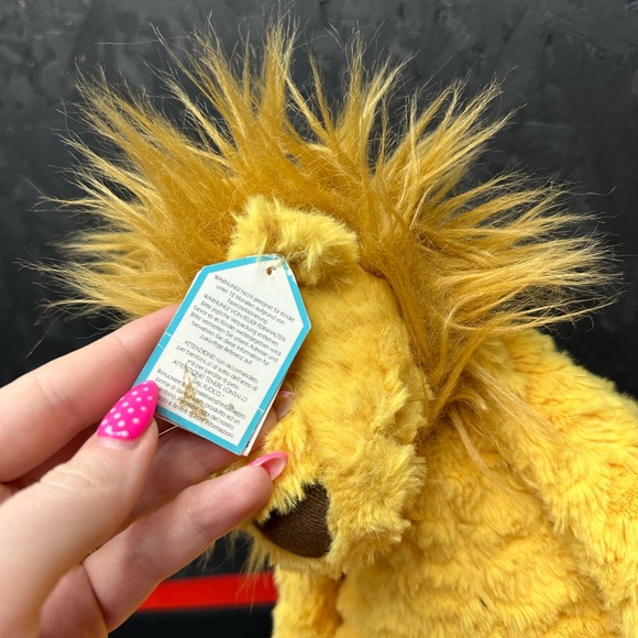 Retired Jellycat Leonardo Lion 15” NEW WITH TAGS - Picture 9 of 11